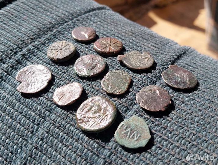 Монеты античные. Пантикапей. 3 век до н.э