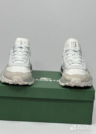 Кроссовки Lacoste стильные