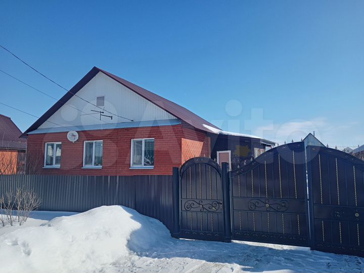 Дом 100 м² на участке 10 сот.