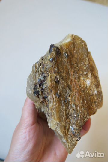 Минерал цитриновый кварц