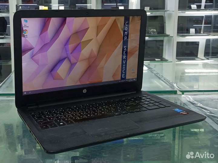 Ноутбук hp i3 8gb 500gb R5 M330 2gb