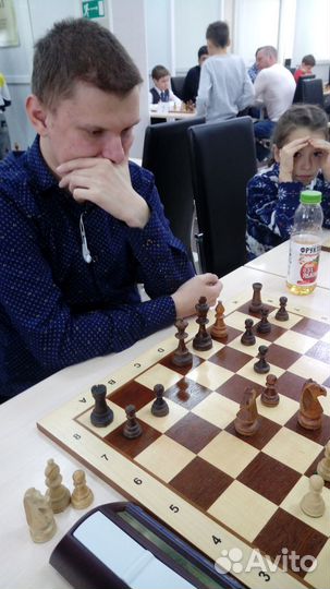 Педагог по шахматам