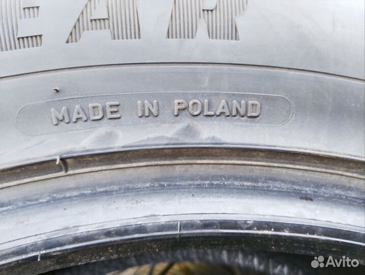 Goodyear UltraGrip Ice 2 235/55 R18 104T