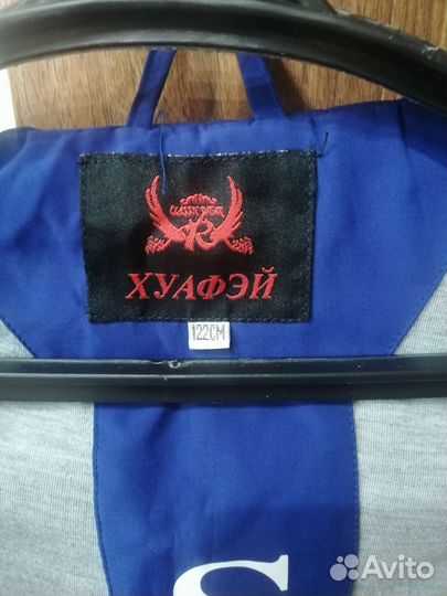 Ветровка для девочки