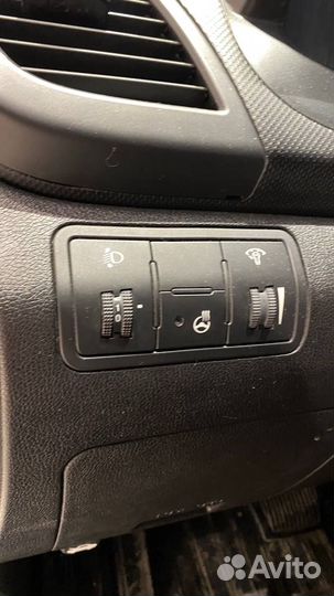 Hyundai Solaris 1.6 AT, 2015, 172 000 км