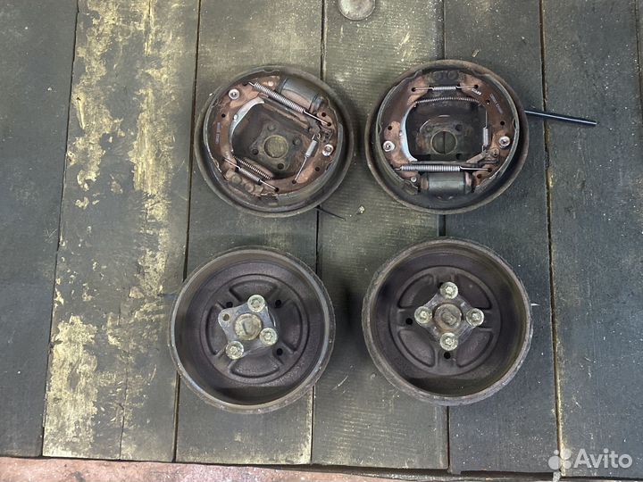 Renault logan 1 задние барабаны в сборе