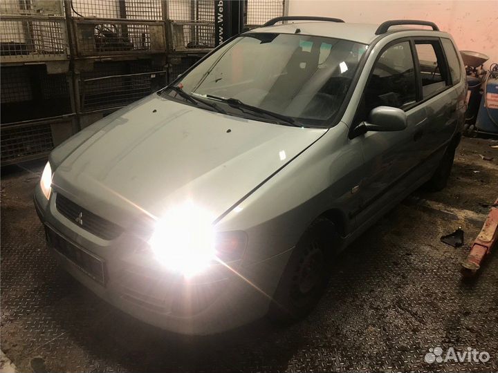 Разбор на запчасти Mitsubishi Space Star