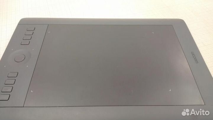 Wacom Intuos Pro Medium PTH-651, б/у, без пера