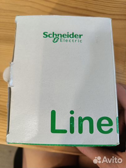 Распределительный блок винтовой Schneider electric