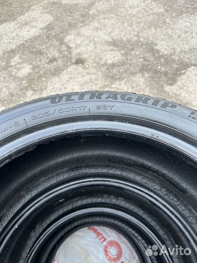 Goodyear UltraGrip 205/50 R17