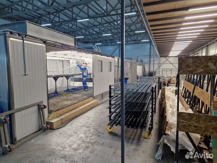 Маляр (покраска окон из пвх)