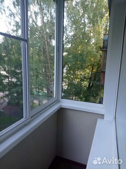 Отделка балконов, подоконники, откосы, сетки