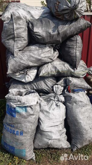 Уголь древесный в мешках