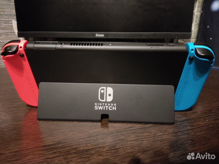 Nintendo Switch Oled Red/Blue Neon 64GB