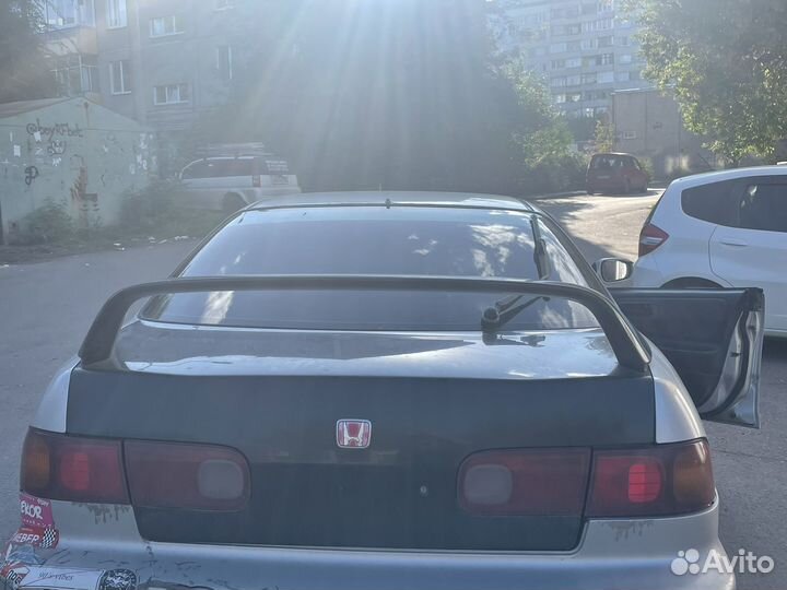 Спойлер + крышка банажника honda integra type r