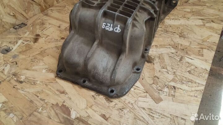 Поддон двигателя Ford Focus 2 1.4-1.6