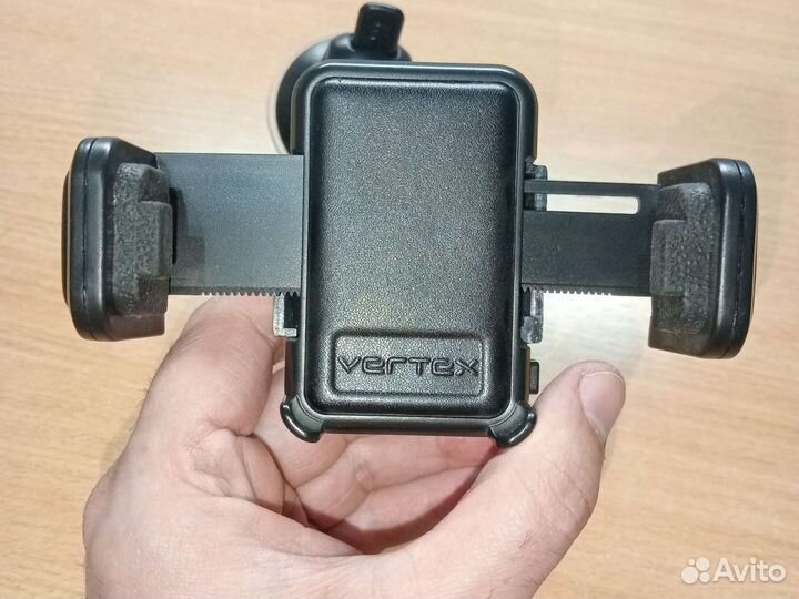 Держатель для телефона в машину