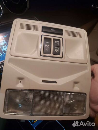 Плафон на jaguar xj 351