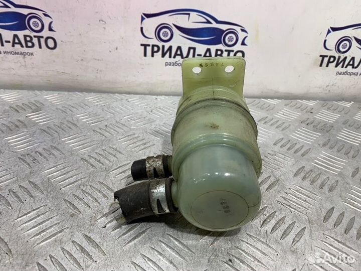 Бачок жидкости гур Kia Ceed 1 рест