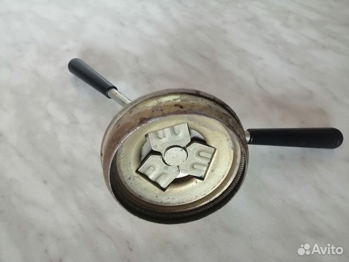 Закаточная машинка СССР