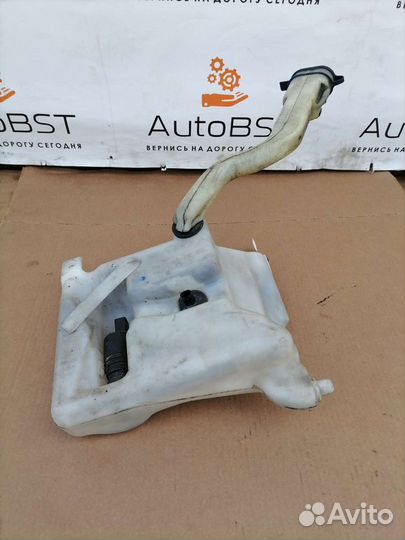 Бачок омывателя Mercedes W203