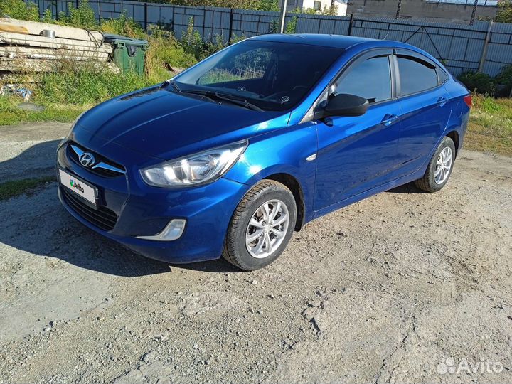 Hyundai Solaris 1.6 AT, 2011, 230 000 км