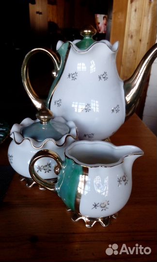 2 праздничных сервиза