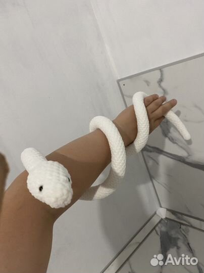 Вязанные игрушки змея змейка