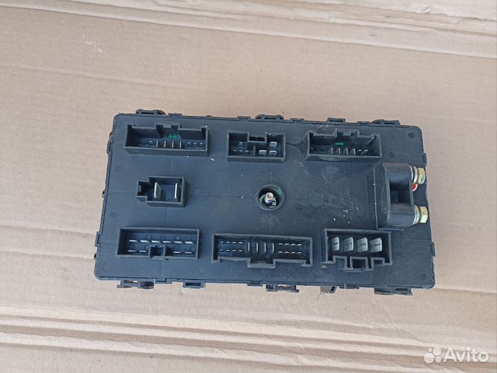 Блок предохранителей подкапотный Chery Tiggo T11