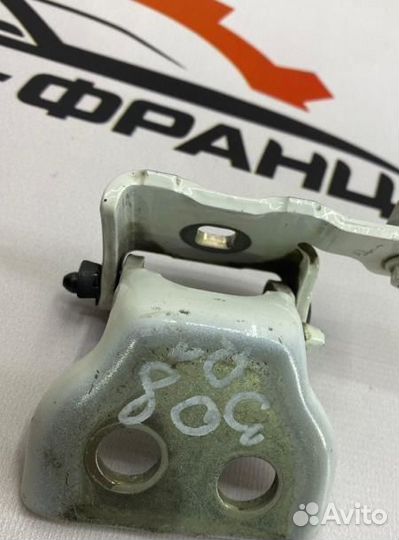 Петля двери передняя правая Peugeot 308 хэтчбек