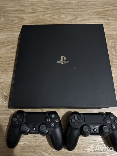 Sony playstation 4 PS4 pro 1tb с играми