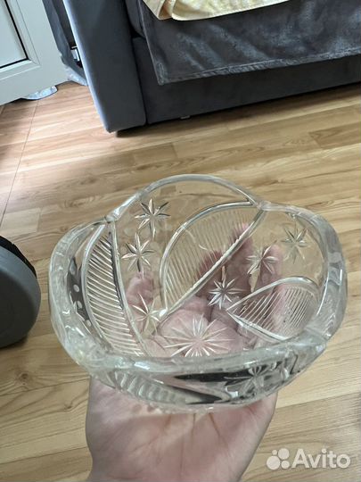 Хрустальная ваза