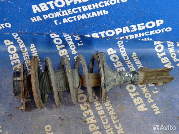 Передняя левая стойка амортизатора Hyundai Elantra