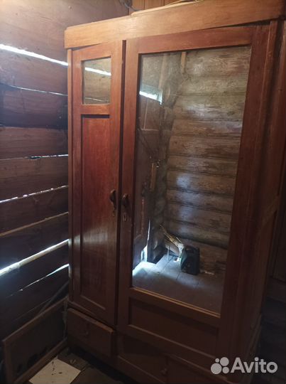 Сервант старинный