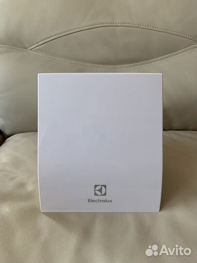 Вентилятор Electrolux Magic eafm-150