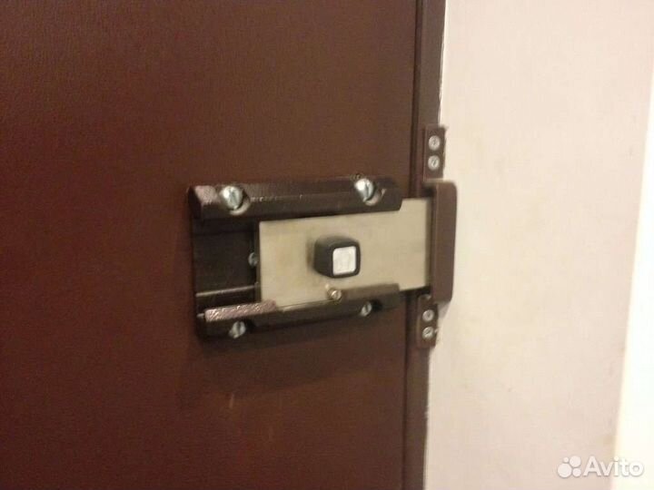 Вскрытие замков квартир и авто, Замена замков