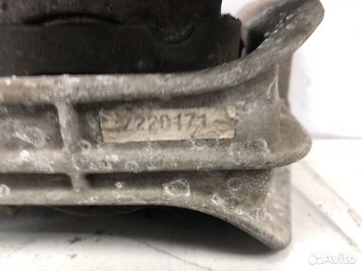 Подушка двигателя правая Nissan Juke внедорожник