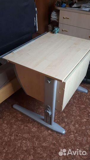 Растущая парта и стул дэми школа