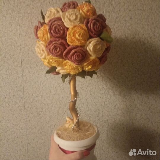 Цветы из бисера и кофе