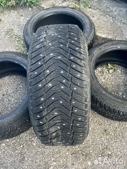 Yokohama IceGuard Stud IG65 225/50 R17 98T