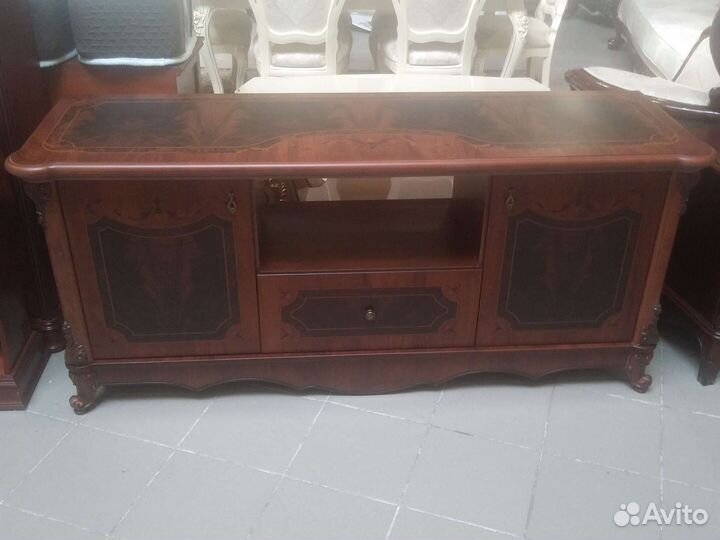 Тумба под тв Илона Барокко