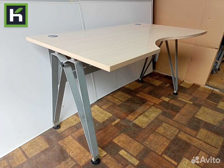 Офисный угловой стол бу