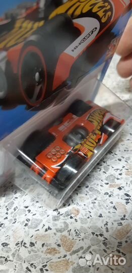 Модель Hot Wheels Flippin Fast