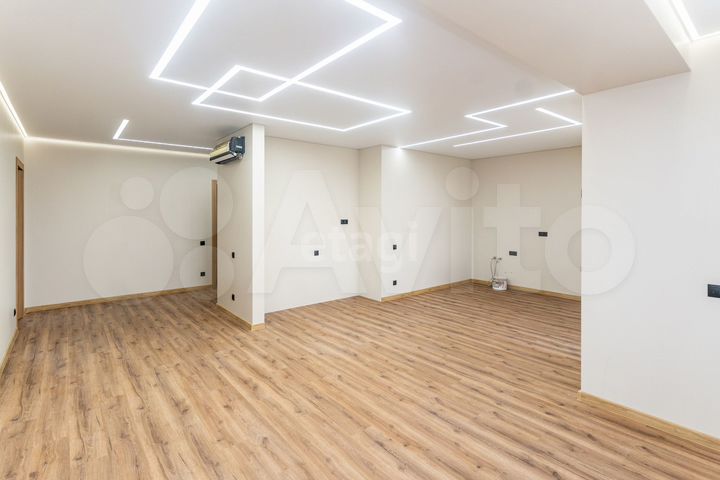 2-к. квартира, 70,8 м², 12/12 эт.