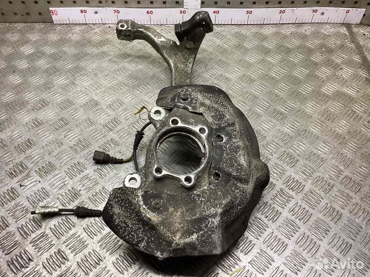 Цапфа/кулак поворотный передний правый Audi A6/RS6/S6