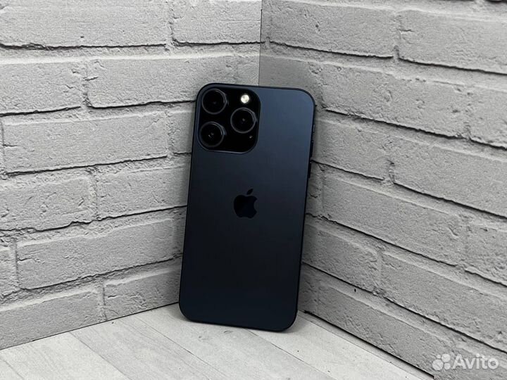 iPhone XR в корпусе 15 Pro