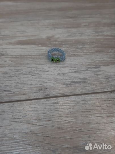 Кольцо из бисера