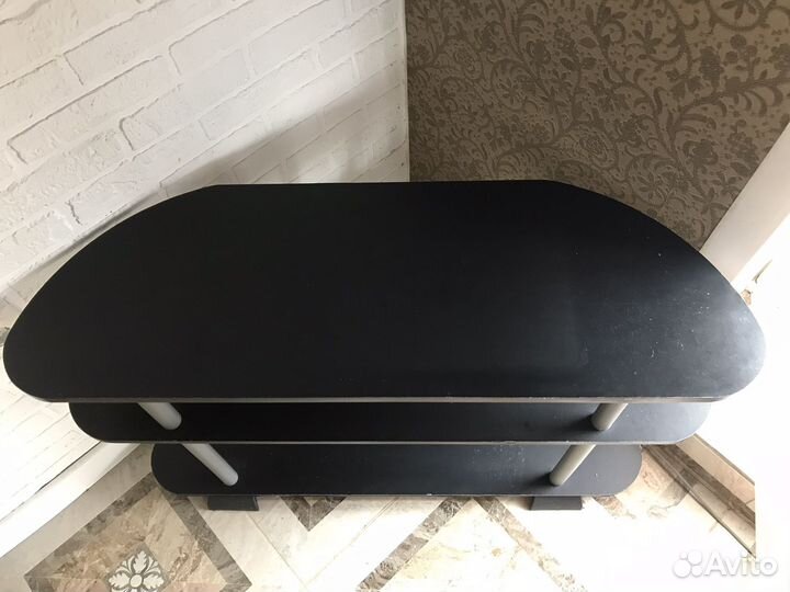 Тумба под телевизор