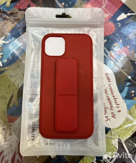 Чехол на iPhone 13