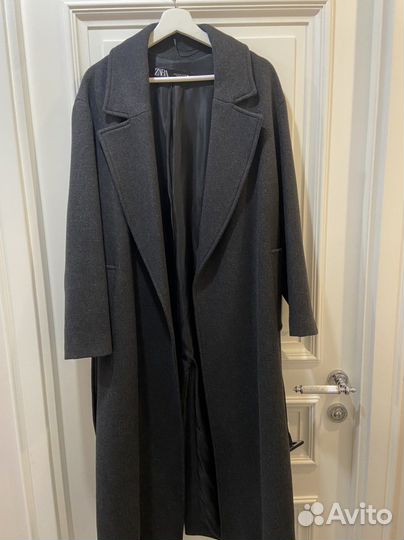 Пальто zara новое 42